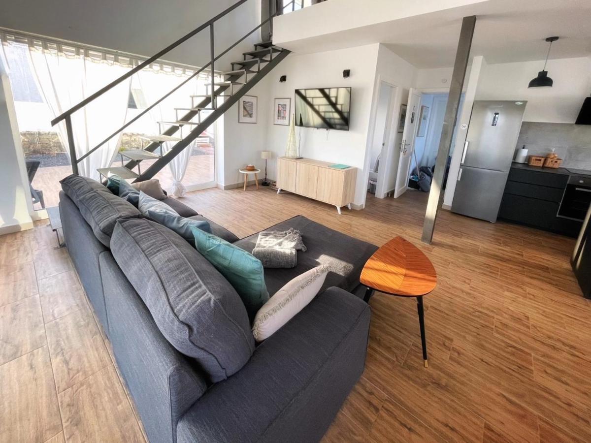 Апартаменты Azur Arts Lanzarote Lofts Тинахо Экстерьер фото