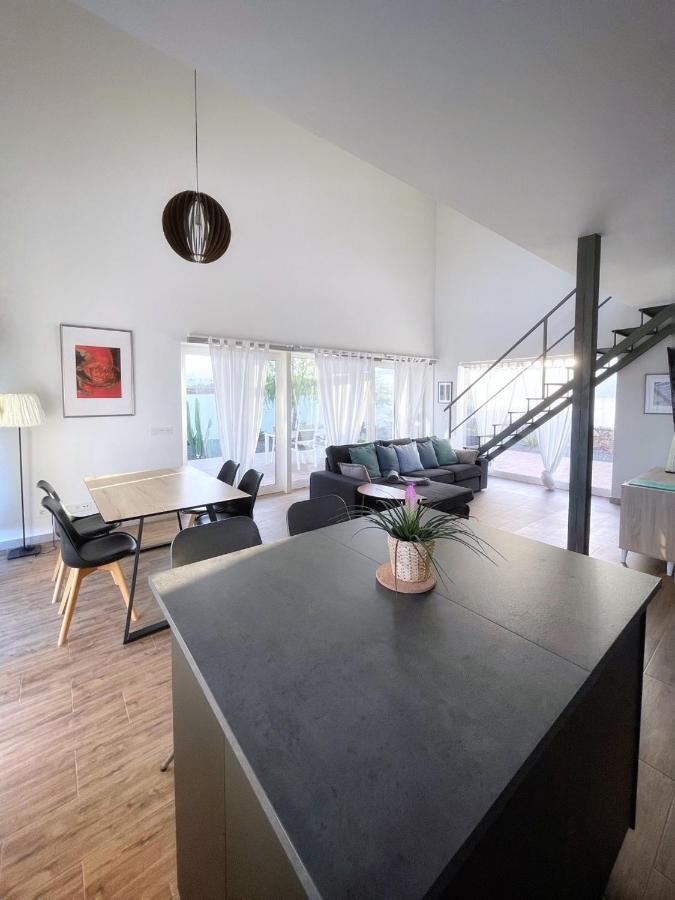 Апартаменты Azur Arts Lanzarote Lofts Тинахо Экстерьер фото